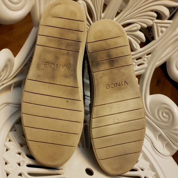 VINCE LEATHER/SUEDE PULL ON SNEAKERS SZ - Picture 6 of 8